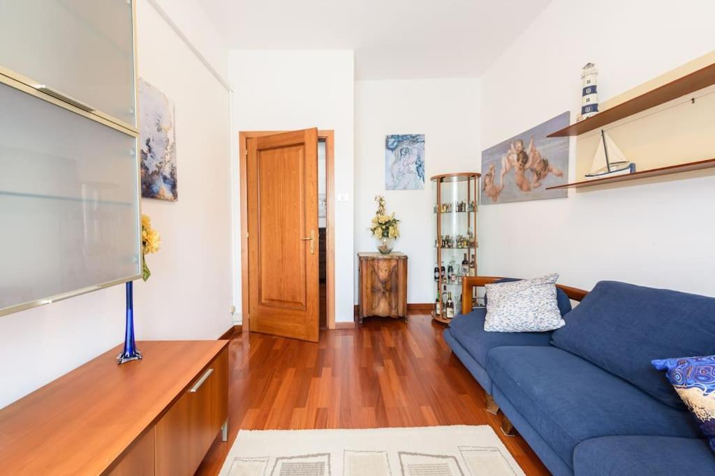 Parking & Wifi City Walls Apartment Пистойя Экстерьер фото